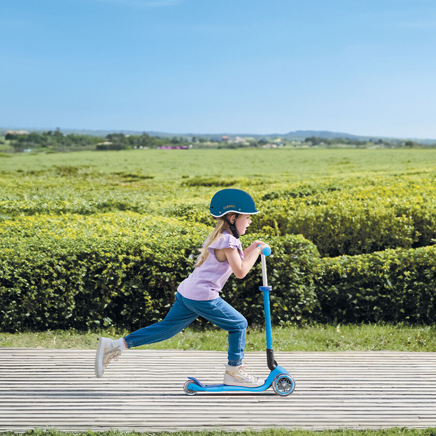 Globber Primo Foldable Lights Sky Blue Scooter | Toys”R”Us