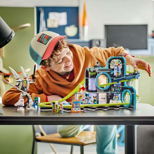 LEGO City Robot World Roller-Coaster Park 60421