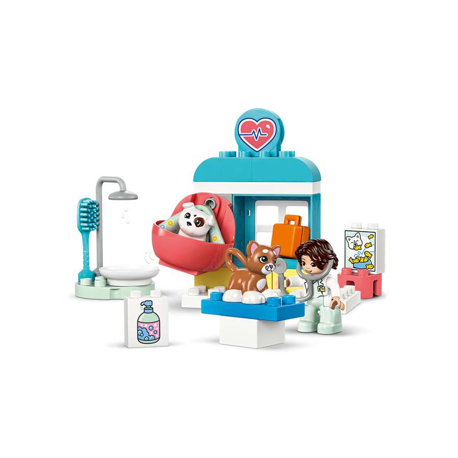 Lego mia's vet 2025 clinic