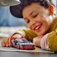 LEGO樂高超級賽車系列 Audi S1 e-tron quattro Race Car 76921