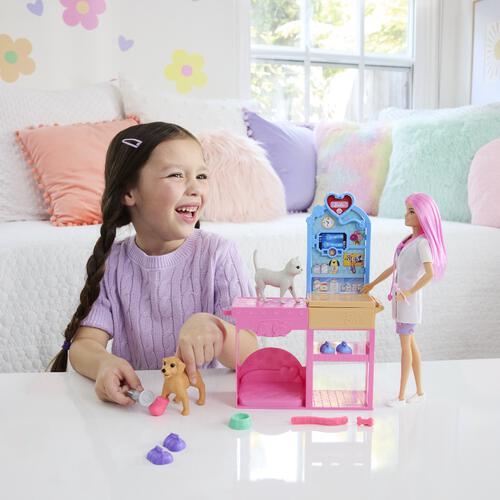 Barbie Fast Cast Veterinarian Clinic Doll And Accessories
