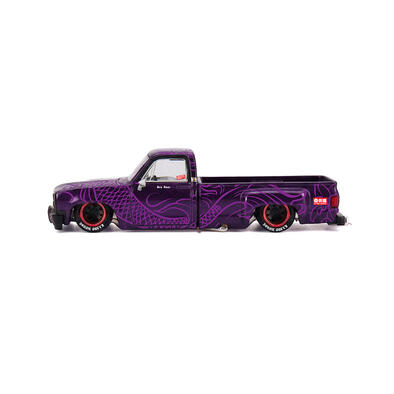 (Pre-order) Mini Gt Chevrolet Silverado Dually Kaido Koi V1 (Expected November 2026)
