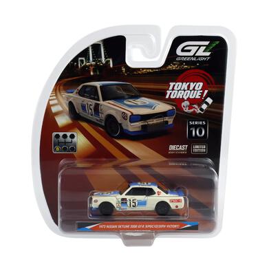 GreenLight 1972 Nissan Skyline with (50th Victory) Custom Wheels and Black Roll cage &ndash; White