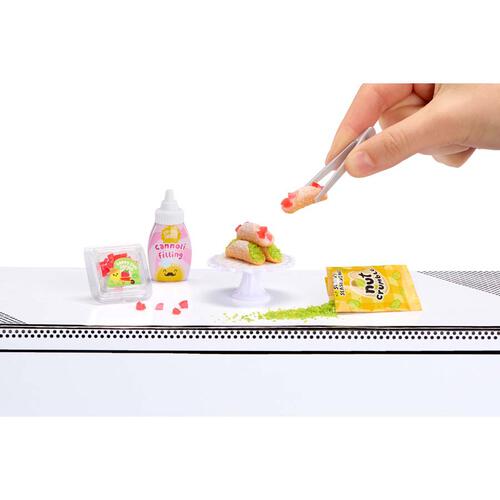 Mga's Miniverse Mini Fd Caf&eacute; - Blind Box (1 Pc)