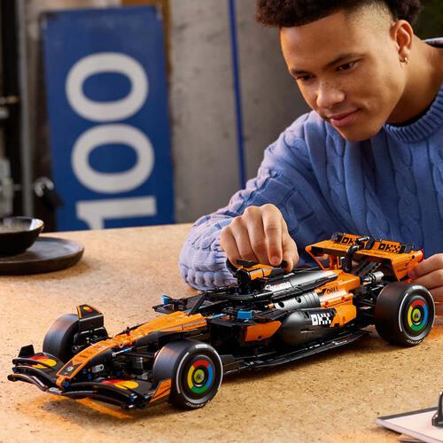 LEGO樂高機械組系列 McLaren MCL39 F1 Car 42228
