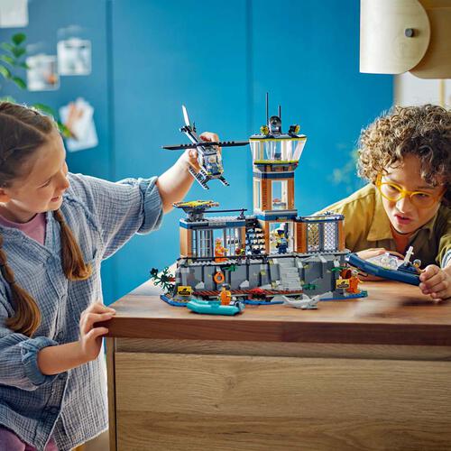 LEGO City Police Prison Island 60419