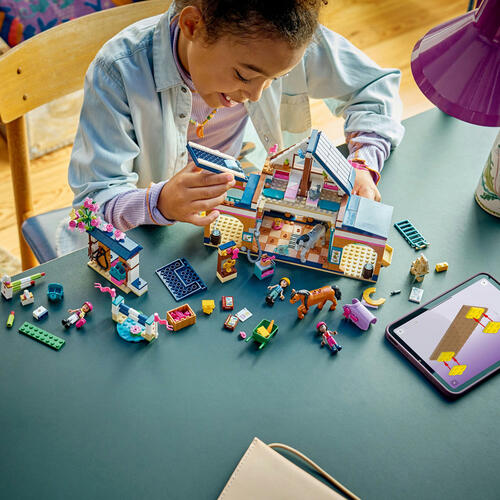 LEGO Friends Horse Stable and Riding Academy 42688