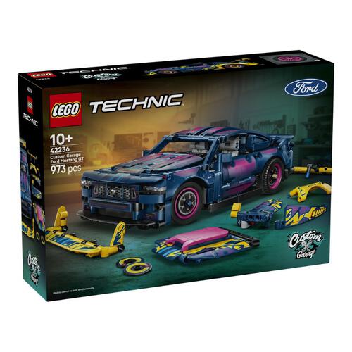 LEGO Technic Custom Garage Ford Mustang GT Car