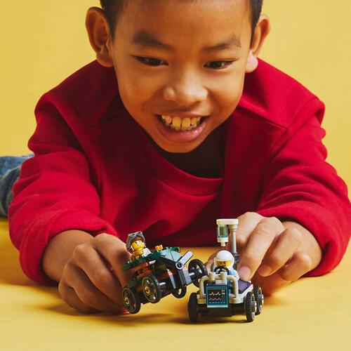 LEGO City Airplane vs. Hospital Bed Race Car Pack 60459