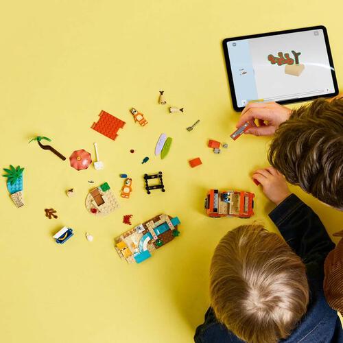 LEGO Bluey 保怡的海灘和家庭汽車之旅 11202