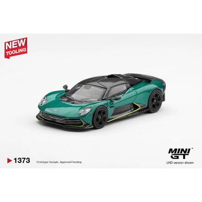 (網店預購) MINI GT Aston Martin Valhalla Podium Green / Blister Packaging (預計2027年2月發貨)