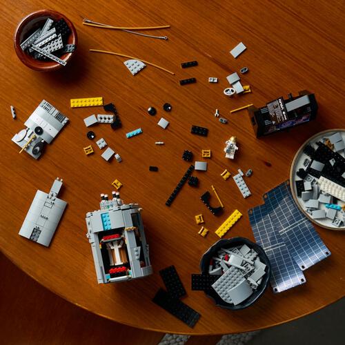LEGO Icons 哈伯太空望遠鏡 11382