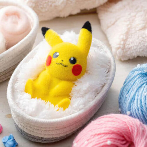 (Pre-order) Pokemon 30th Anniversary Palm-Sized Pikachu Poke-Fuwa (Expect March 2026)