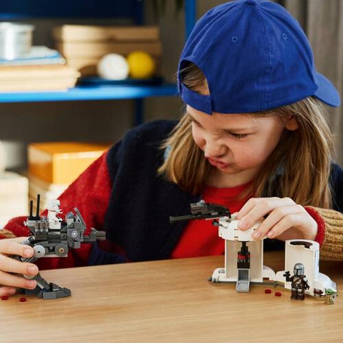 LEGO Star Wars AT-RT 的襲擊 75444