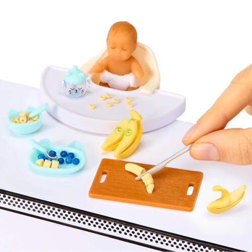 MGA's Miniverse Make It Mini Real Baby Collectibles Blind Box (1 Pcs)