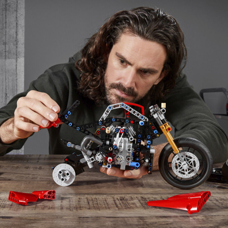 lego 42107 technic ducati panigale v4 r