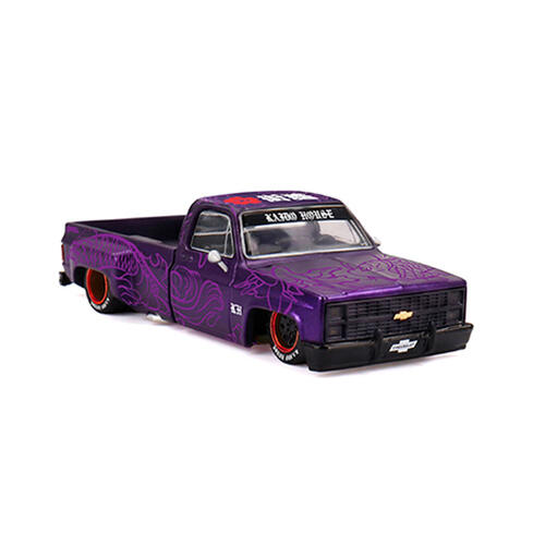 (Pre-order) Mini Gt Chevrolet Silverado Dually Kaido Koi V1 (Expected November 2026)