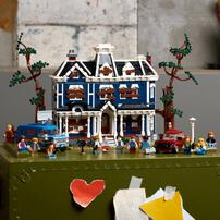 LEGO Icons 怪奇物語：克里爾家 11370