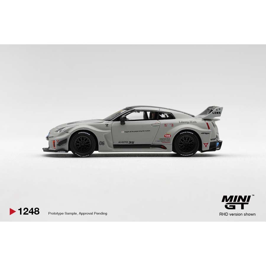 Pre-order) MINI GT Nissan Lb-Silhouette Works Gt 35Gt-Rr Ver.1