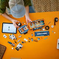 LEGO City Arctic Explorer Science Lab Truck 60471