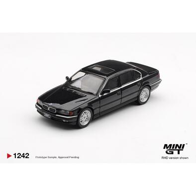 (網店預購) MINI GT BMW 750Il Black Sapphire/ Blister Packaging (預計2026年9月發貨)