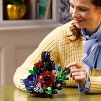 LEGO Botanicals Dark Flower Arrangement