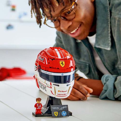 LEGO Editions Scuderia Ferrari HP Charles Leclerc Helm