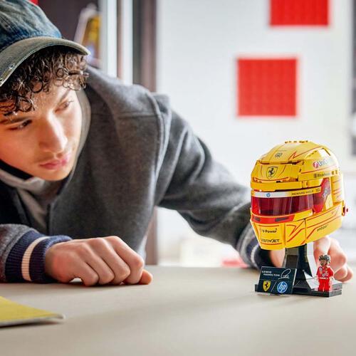 LEGO Editions Scuderia Ferrari HP Lewis Hamilton 頭盔