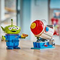 LEGO Toy Story Alien with Pizza Planet Rocket Ride
