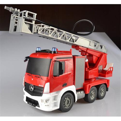 Playable 1:20 Mercedes Benz Antos Fire Engine (Multi Function With Water Spraying)