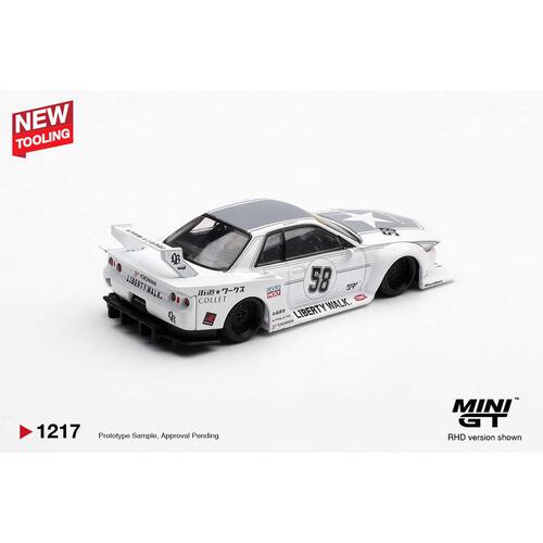  (Pre-order) MINI GT Nissan Gt-R32 Lb-Kaido Works Tas 2025 /Blister Packaging (Expected July 2026)