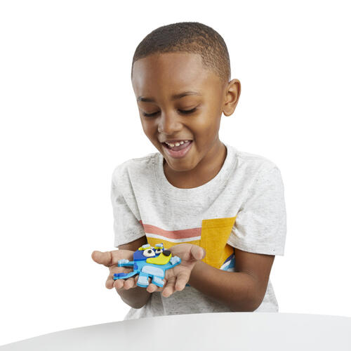 Play-Doh Bluey Make 'n Mash Costumes Playset