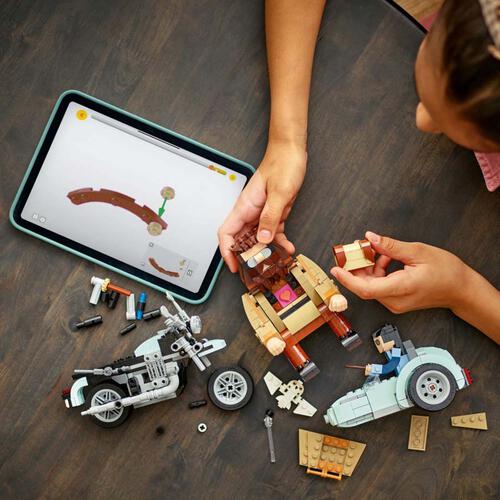 LEGO Harry Potter Hagrid & Harry's Motorcycle Ride 76443