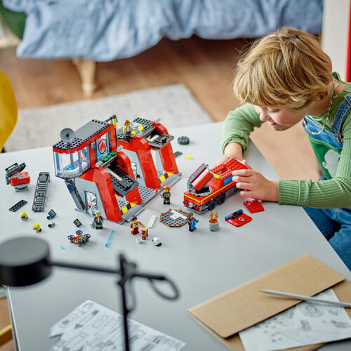 LEGO City Fire Station with Fire Truck 60414