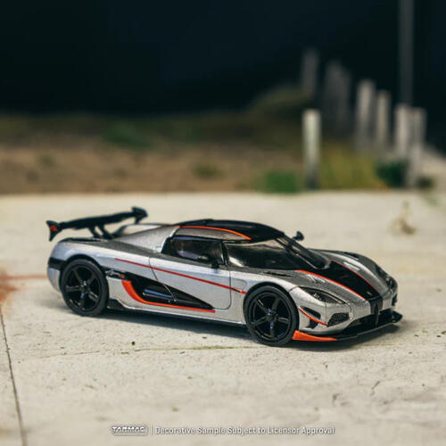  Tarmac Works 車仔 1/64 Koenigsegg Agera RS Moon Silver / Black - GLOBAL64