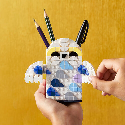 LEGO Dots Hedwig Pencil Holder 41809