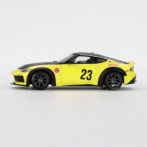 MINI GT Nissan Z Lbnation Works Ikazuchi Yellow