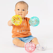 Top Tots Rattle‘n Roll Coloured Ball - Assorted