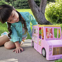 Barbie芭比 消暑露營車