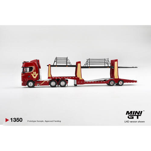 (Pre-order) MINI GT Scania 770s A6x4na Car Transporter V8 50th Anniversary + Car Transporter Red (Expected December 2026)