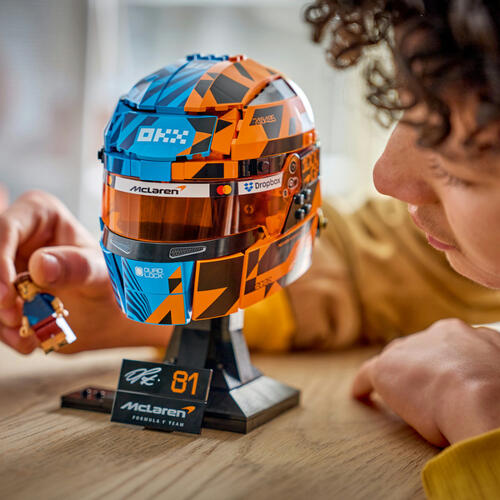 LEGO Editions McLaren Mastercard F1 Team Oscar Piastri 頭盔