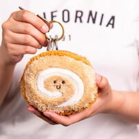 playpop 瑞士捲蛋糕毛絨玩具零錢包