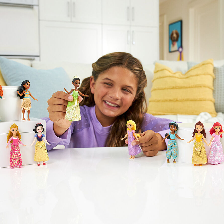 Small disney toys new arrivals