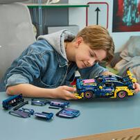 LEGO Technic Custom Garage Ford Mustang GT Car