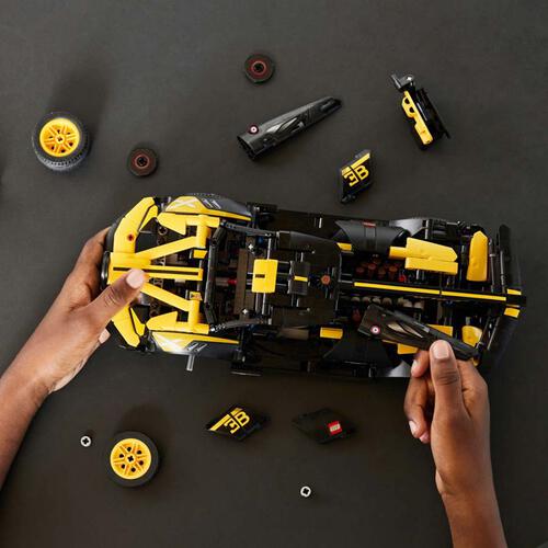 LEGO樂高機械組系列 Bugatti Bolide 42151